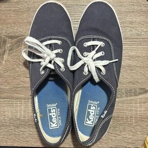 Keds women 7.5 navy blue canvas sneakers
